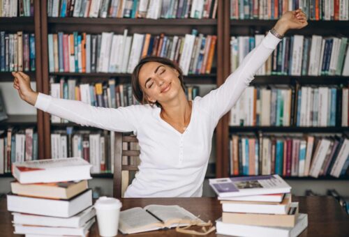 Leitura rápida e eficiente. Foto: Freepik.